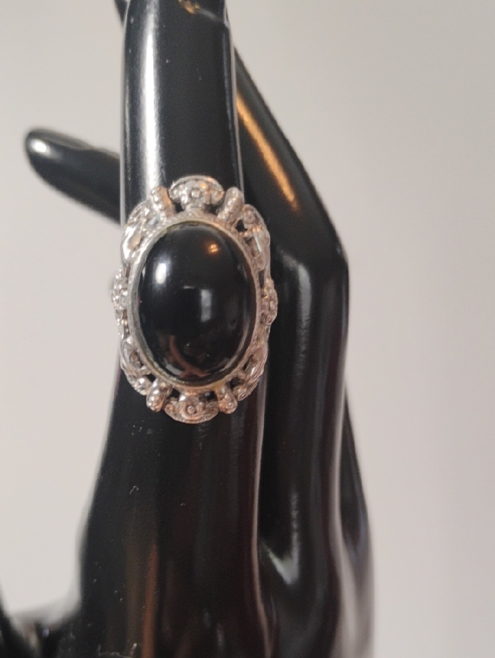 UNCAS 925 Sterling Silver Antique Art Deco Real Black Onyx Marcasite Ring Size 6